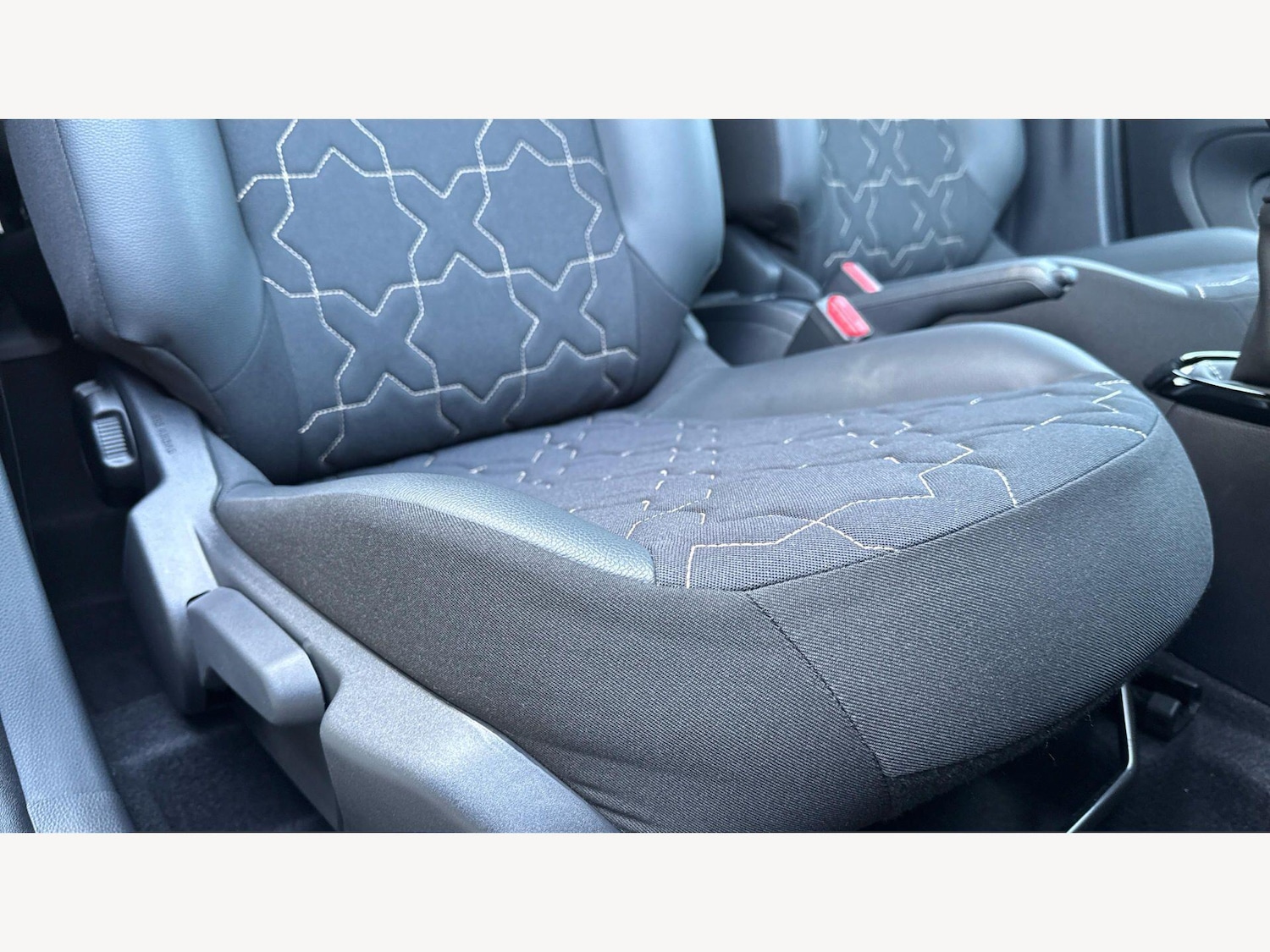 Used Toyota Aygo X 2024 for sale - 78204932: Photo 19