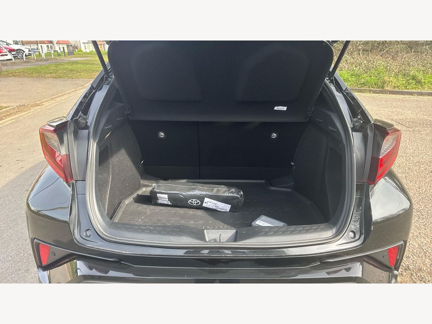 Used Toyota C-HR for sale - 78034213: Photo 16