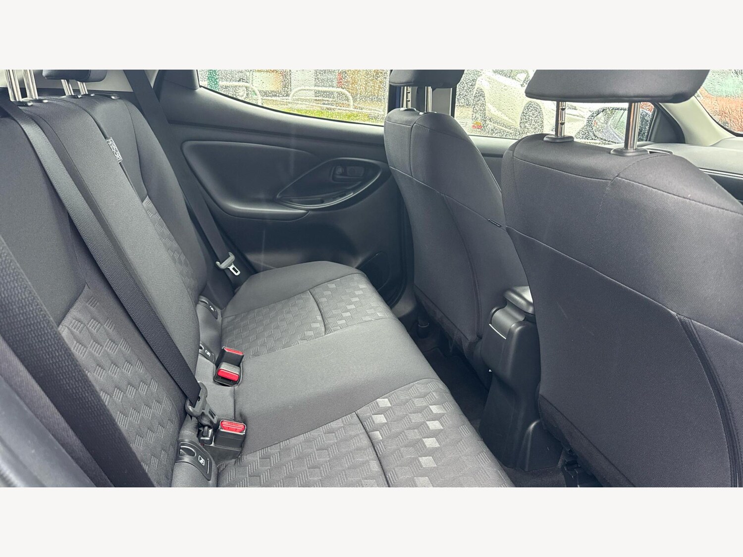 Used Toyota Yaris for sale - 77823574: Photo 14