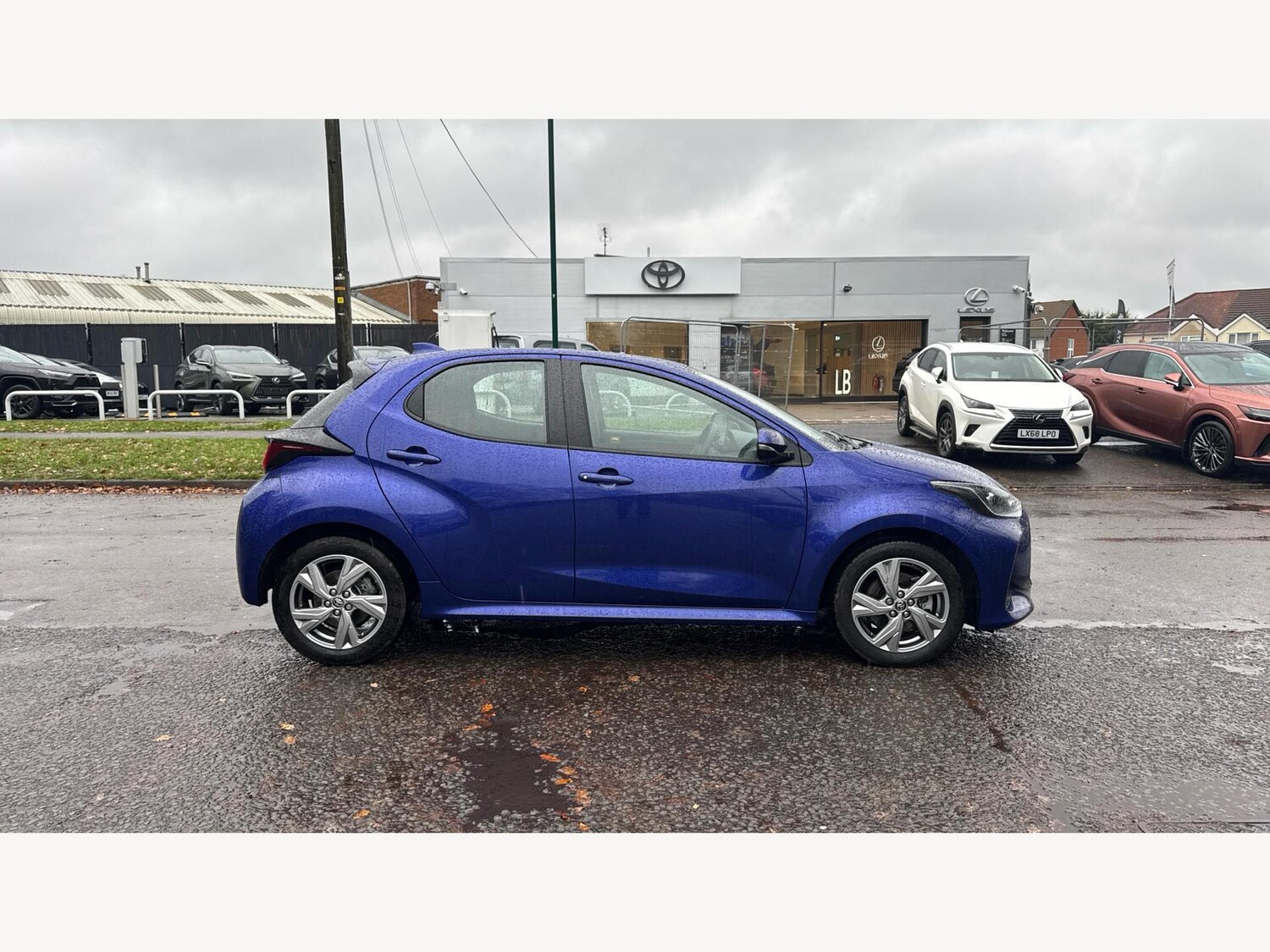 Used Toyota Yaris for sale - 77823574: Photo 18