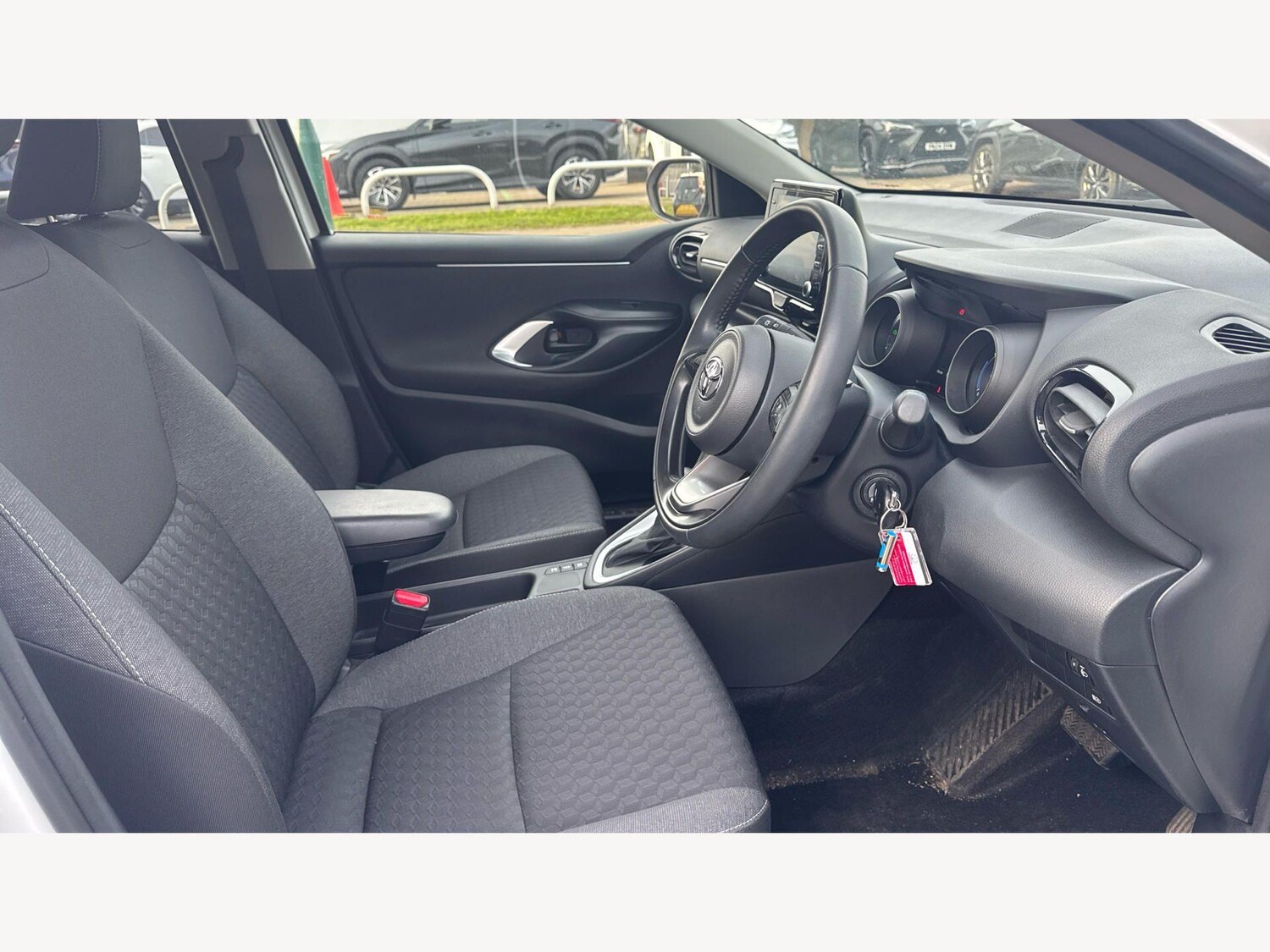 Used Toyota Yaris 2023 for sale - 78034227: Photo 13