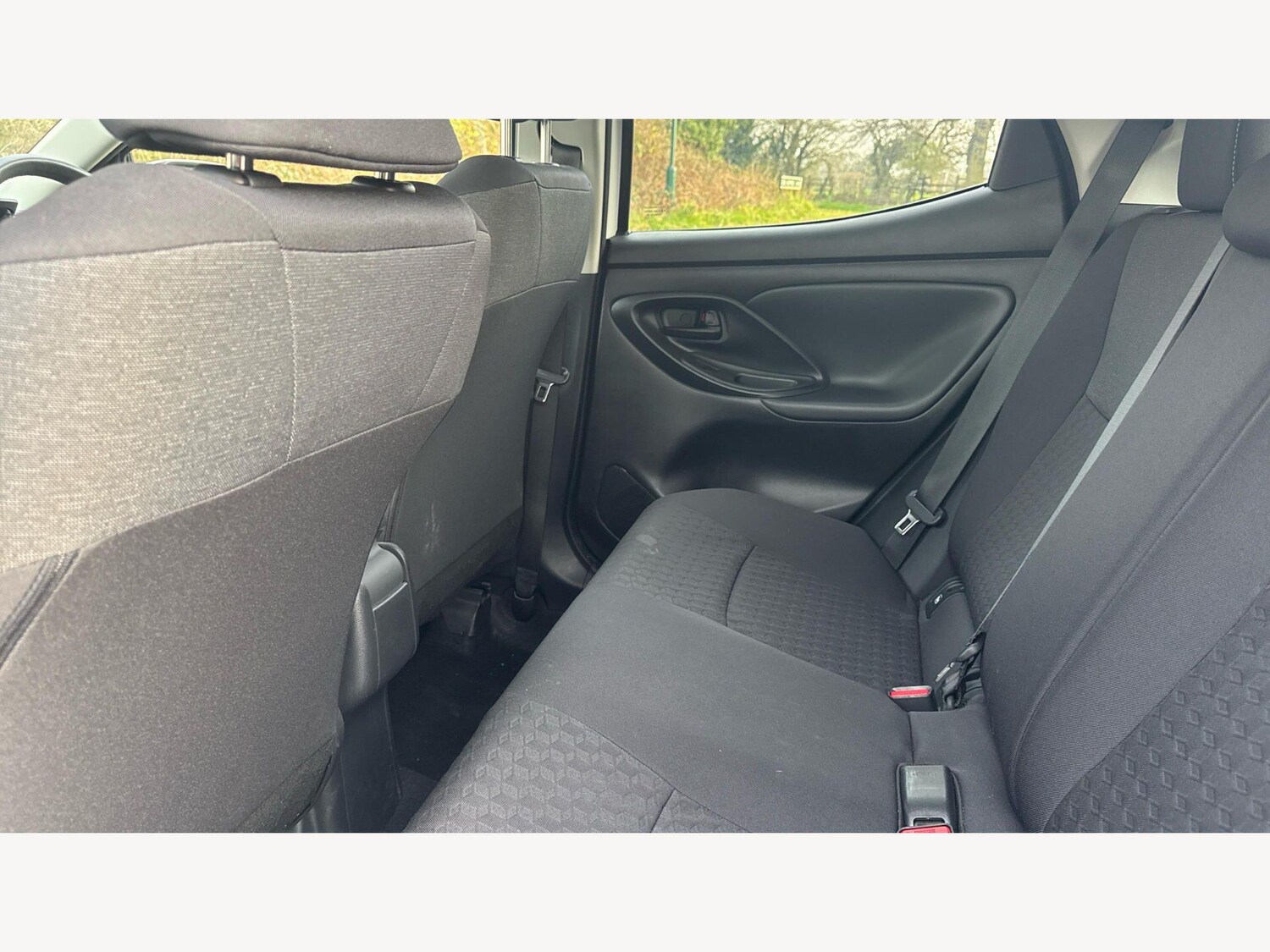 Used Toyota Yaris 2023 for sale - 78034227: Photo 15