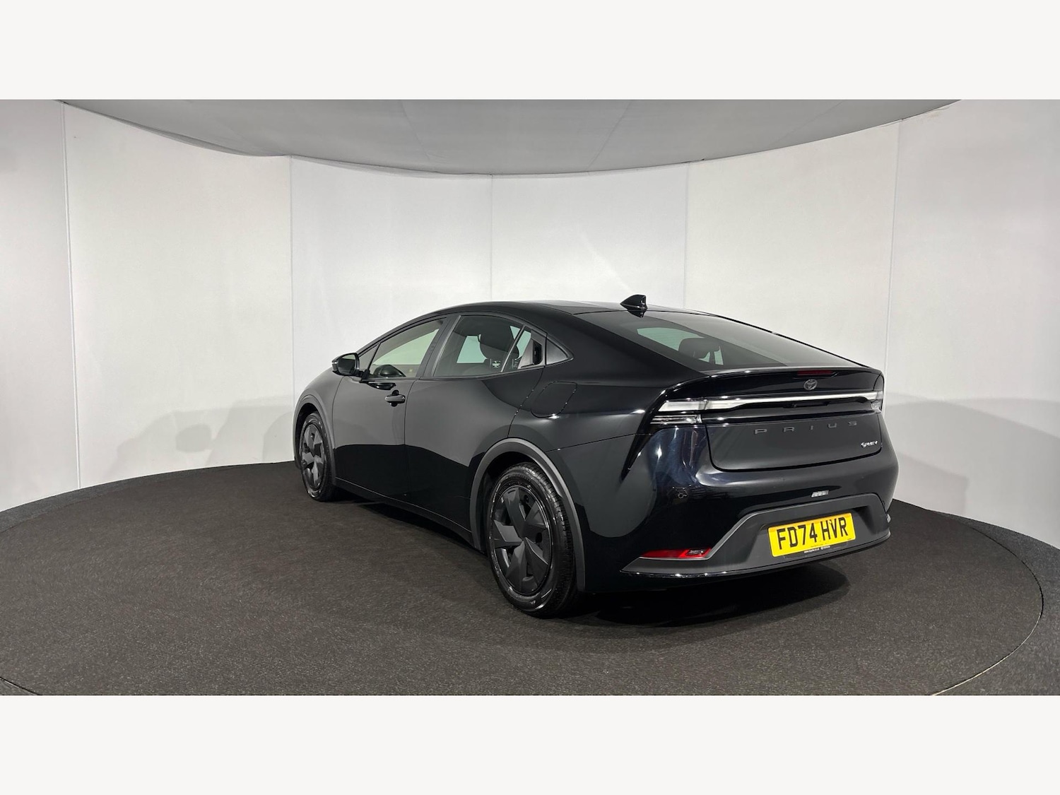 Used Toyota Prius 2024 for sale - 76349778: Photo 6