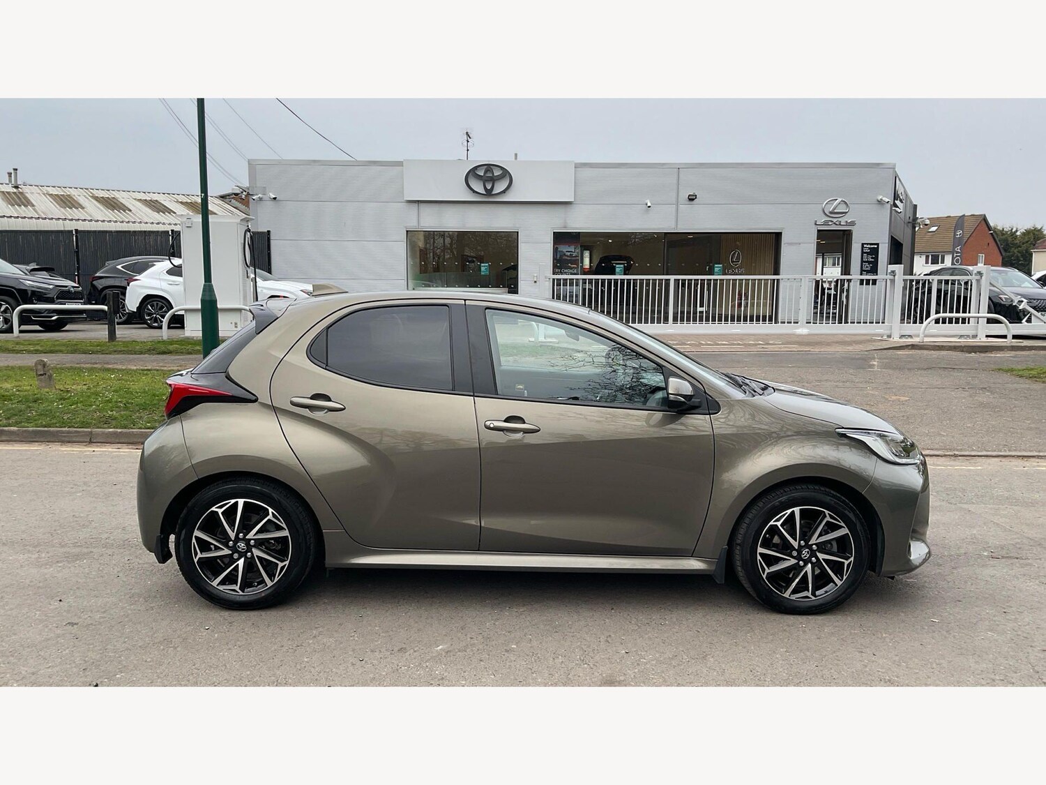 Used Toyota Yaris 2023 for sale - 78034445: Photo 18