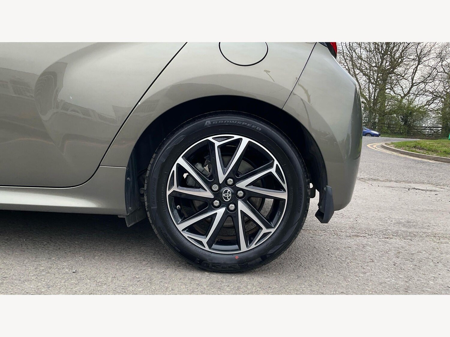 Used Toyota Yaris 2023 for sale - 78034445: Photo 20