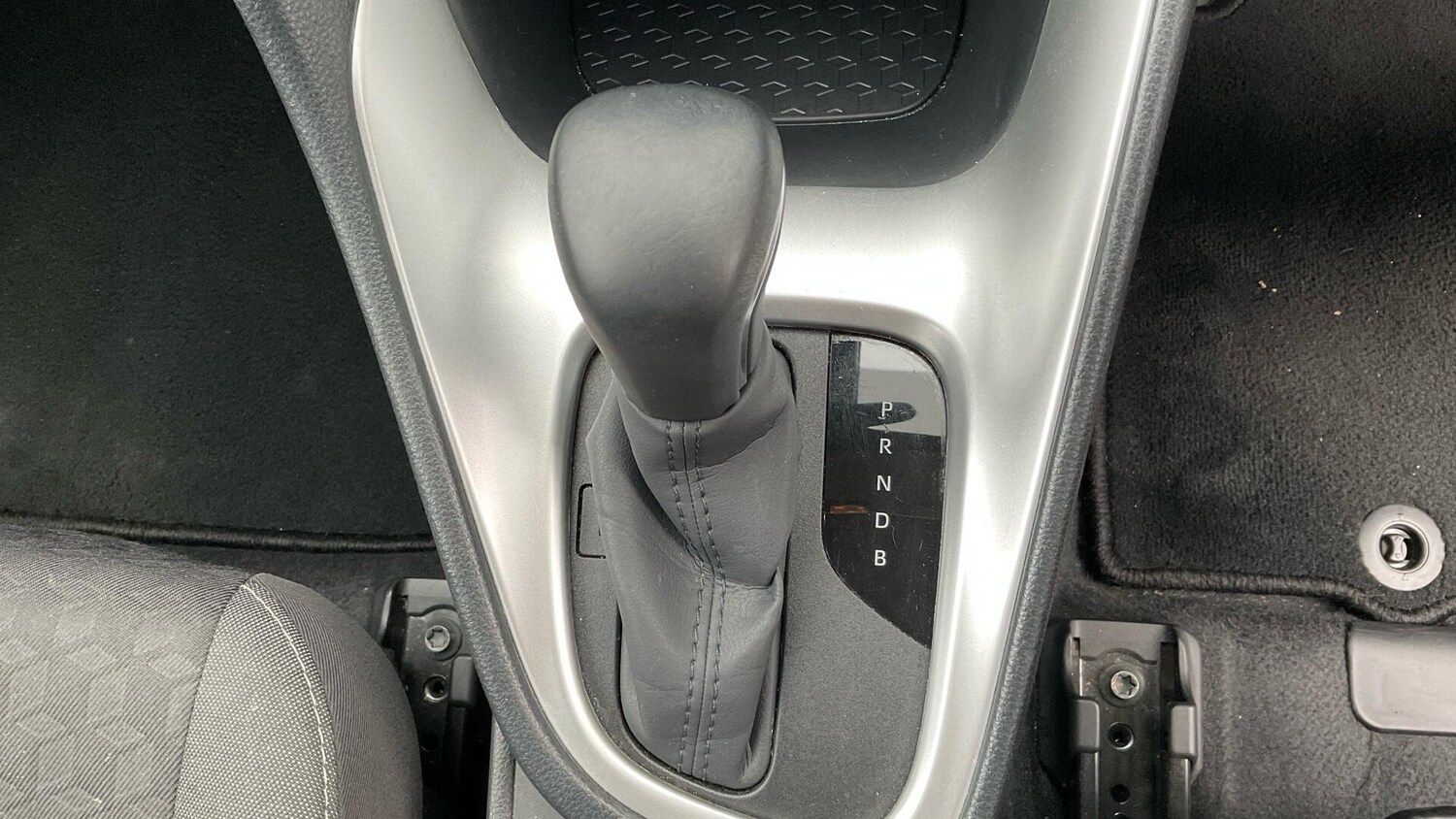 Used Toyota Yaris 2023 for sale - 78034445: Photo 32