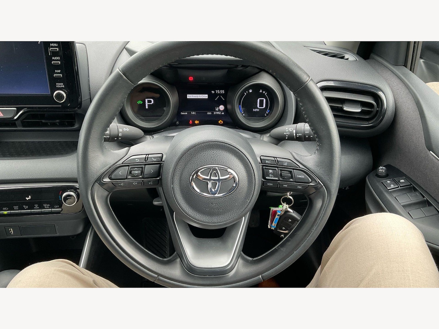Used Toyota Yaris 2023 for sale - 78034445: Photo 8
