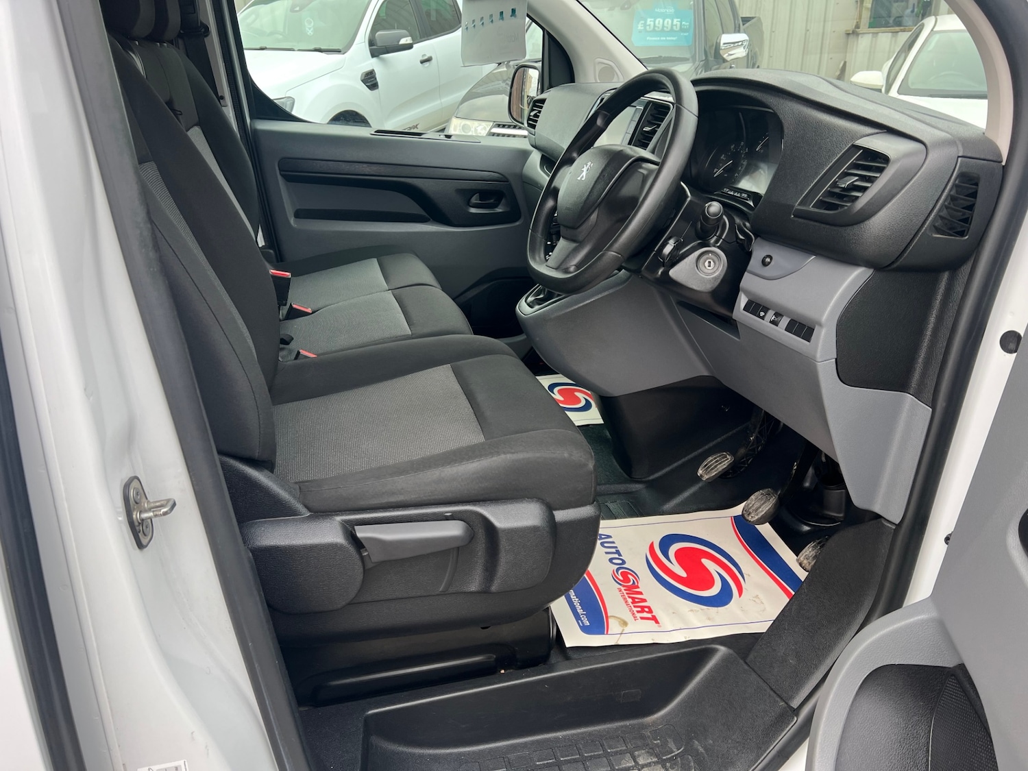 Used Peugeot Expert 2022 for sale - 77024095: Photo 3