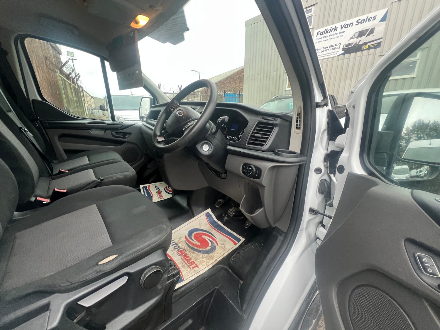 Used Ford Transit Custom 2019 for sale - 77648470: Photo 2
