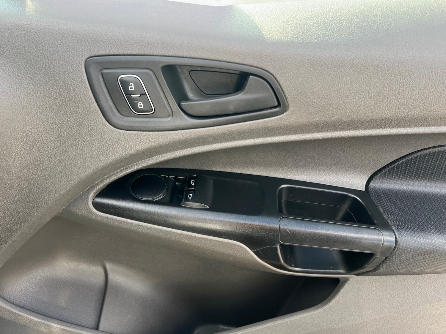 Used Ford Transit Connect 2020 for sale - 76627246: Photo 7