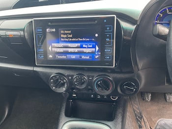 Used Toyota Hilux 2019 for sale - 78465378: Photo