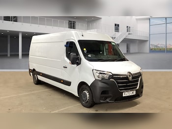 Renault Master feature image