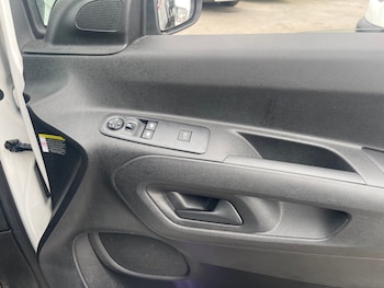Used Citroen Berlingo 2021 for sale - 78820508: Photo