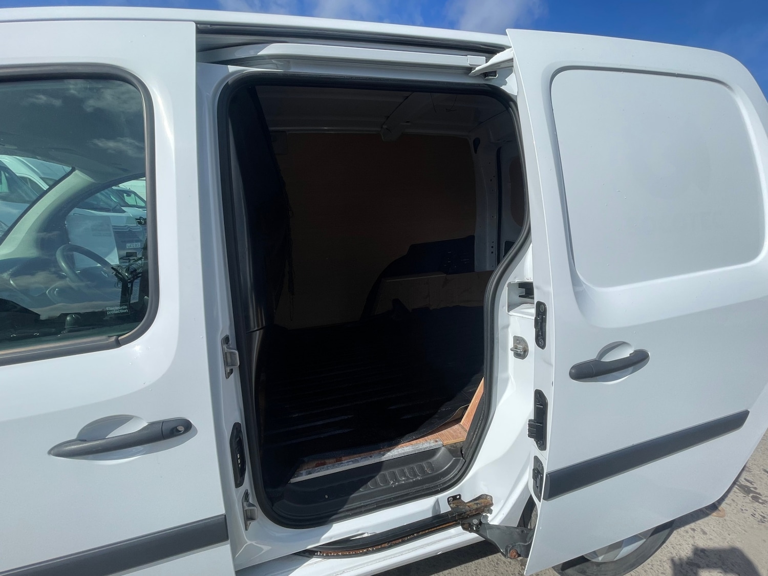 Used Renault Kangoo 2020 for sale - 78148574: Photo 11