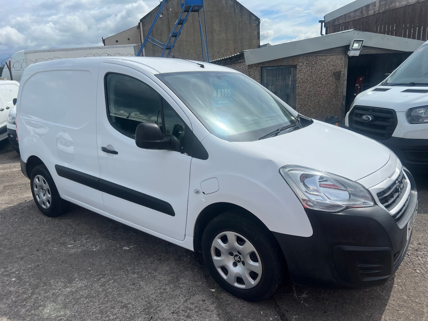 Used Peugeot Partner 2019 for sale - 76461935: Photo 12