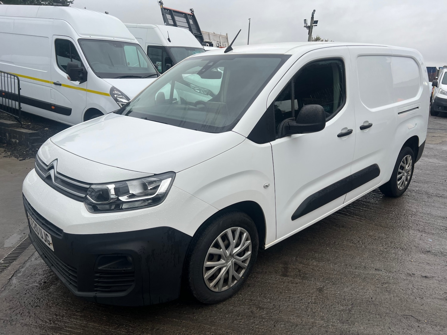 Used Citroen Berlingo 2020 for sale - 76487097: Photo 8