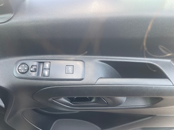 Used Peugeot Partner 2023 for sale - 79578336: Photo