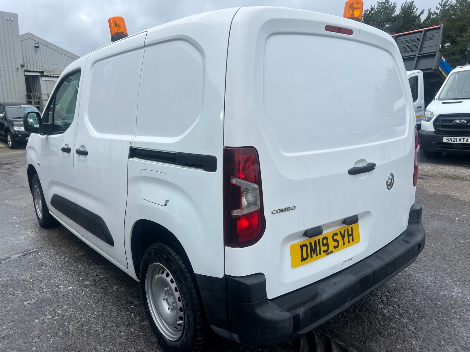 Used Vauxhall Combo 2019 for sale - 76531811: Photo 10