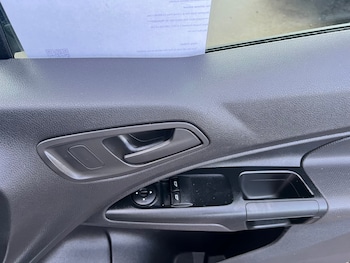 Used Ford Transit Connect 2017 for sale - 78104041: Photo