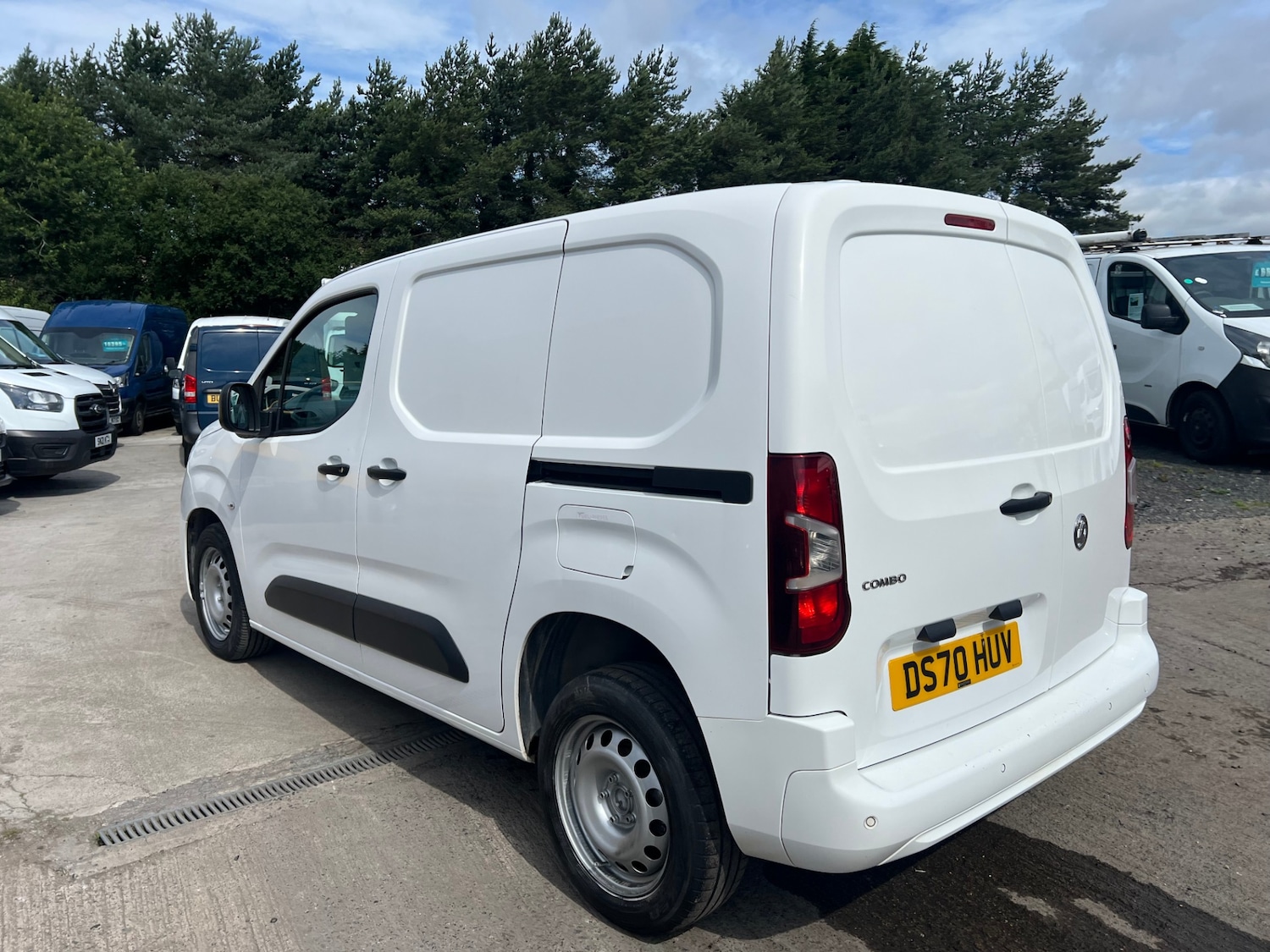 Used Vauxhall Combo 2020 for sale - 76461931: Photo 12