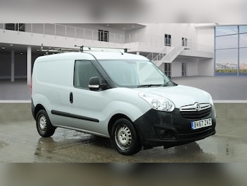 Used Vauxhall Combo 2017 for sale - 77774290: Photo