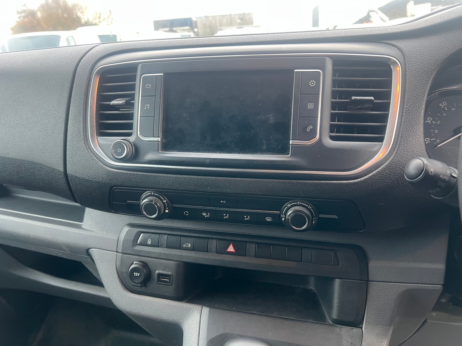 Used Citroen Dispatch 2022 for sale - 76962866: Photo 3