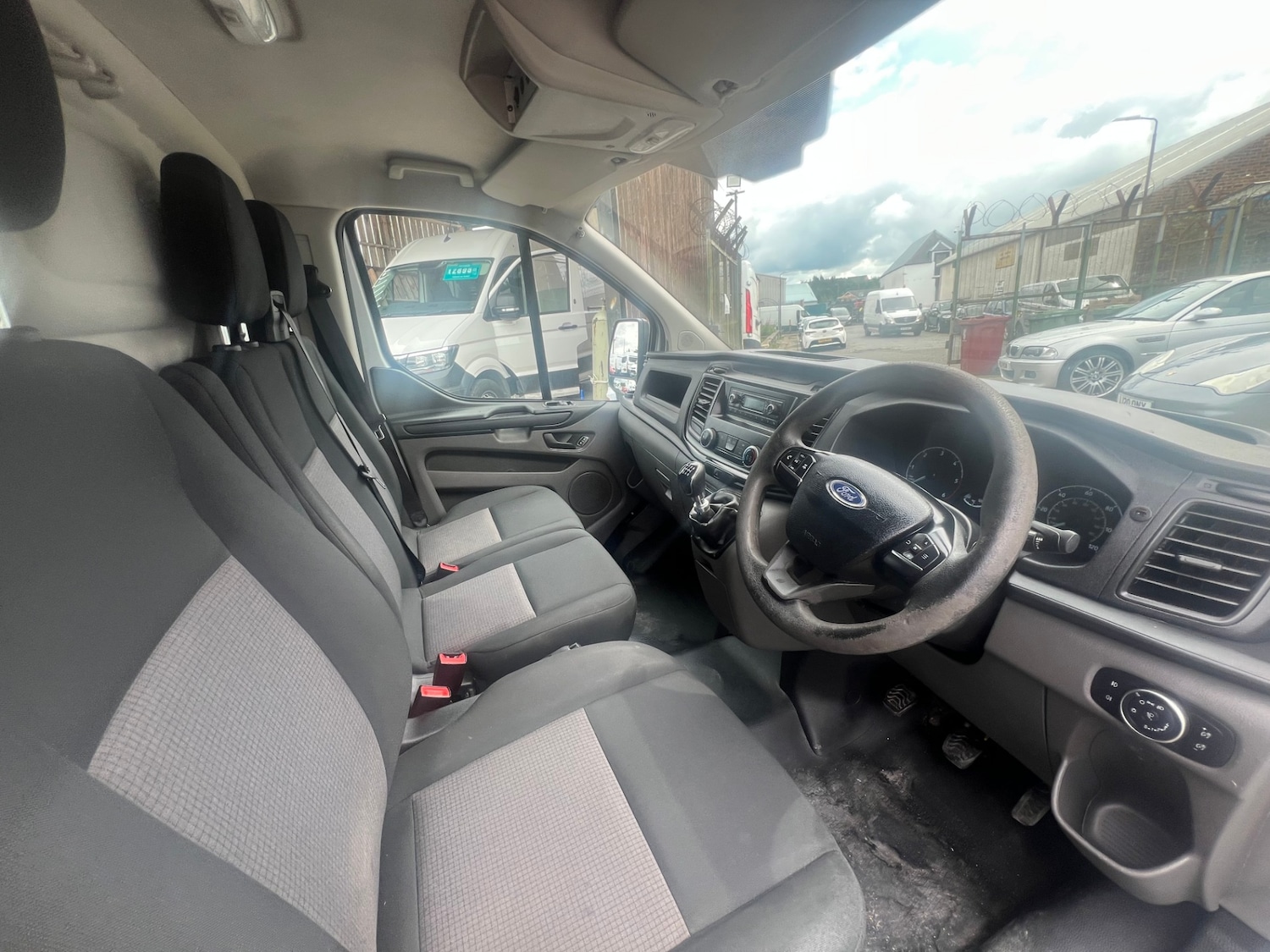 Used Ford Transit Custom 2019 for sale - 76627231: Photo 4