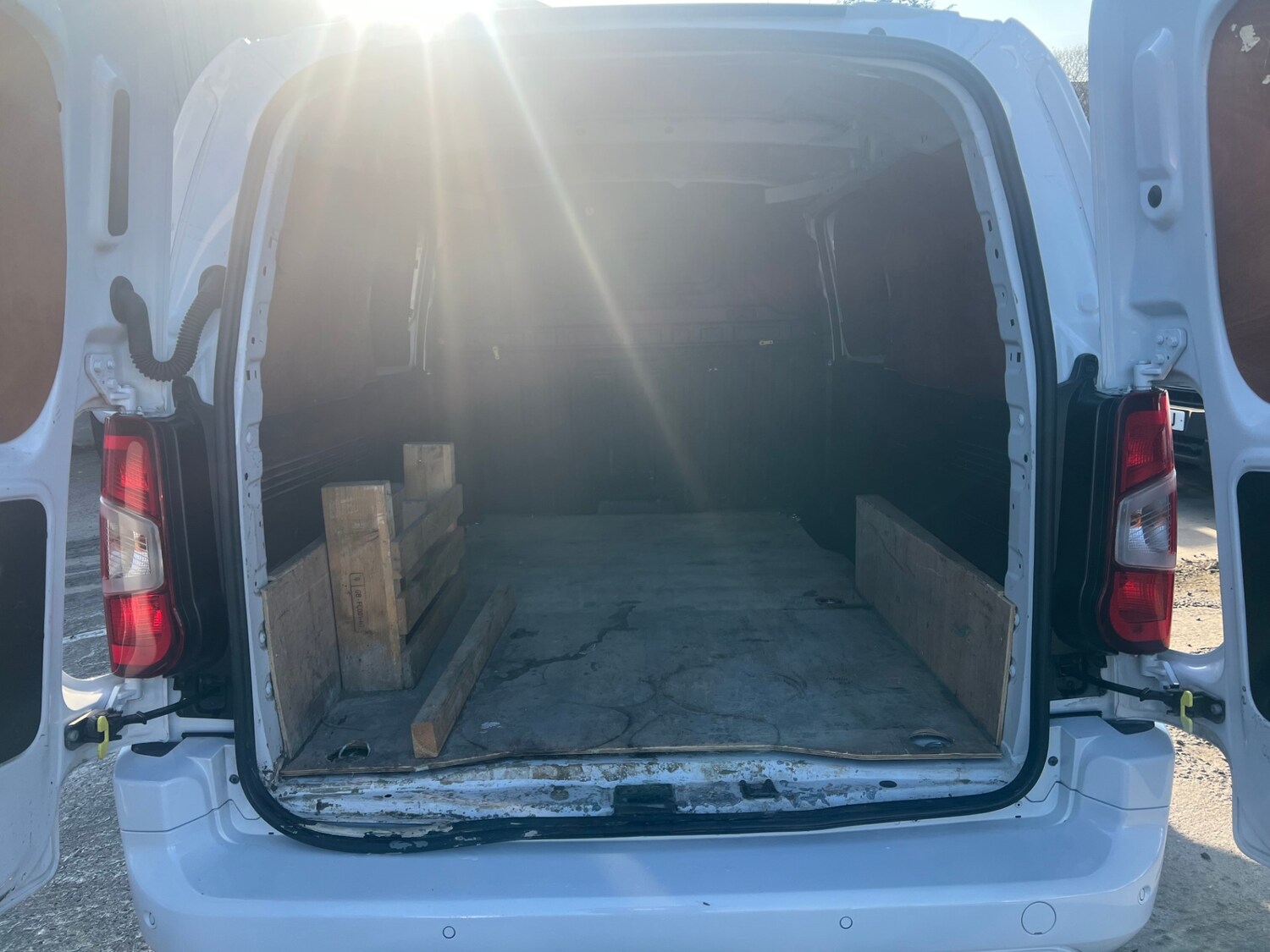 Used Vauxhall Combo 2022 for sale - 78081573: Photo 5