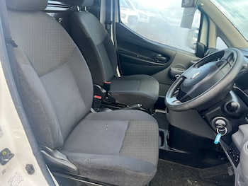 Used Nissan NV200 2018 for sale - 76412102: Photo