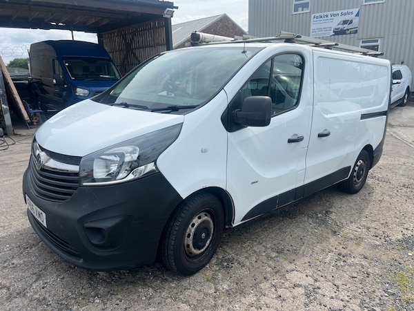Used Vauxhall Vivaro 2016 for sale - 76232832: Photo 2