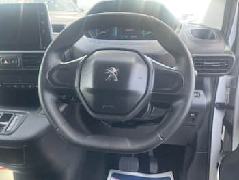 Used Peugeot Partner 2023 for sale - 79686967: Photo