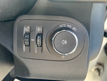 Used Vauxhall Combo 2020 for sale - 76960441: Photo