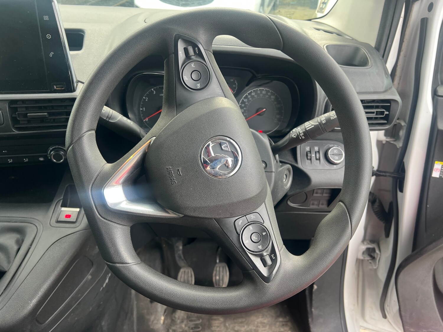 Used Vauxhall Combo 2022 for sale - 77994949: Photo 3