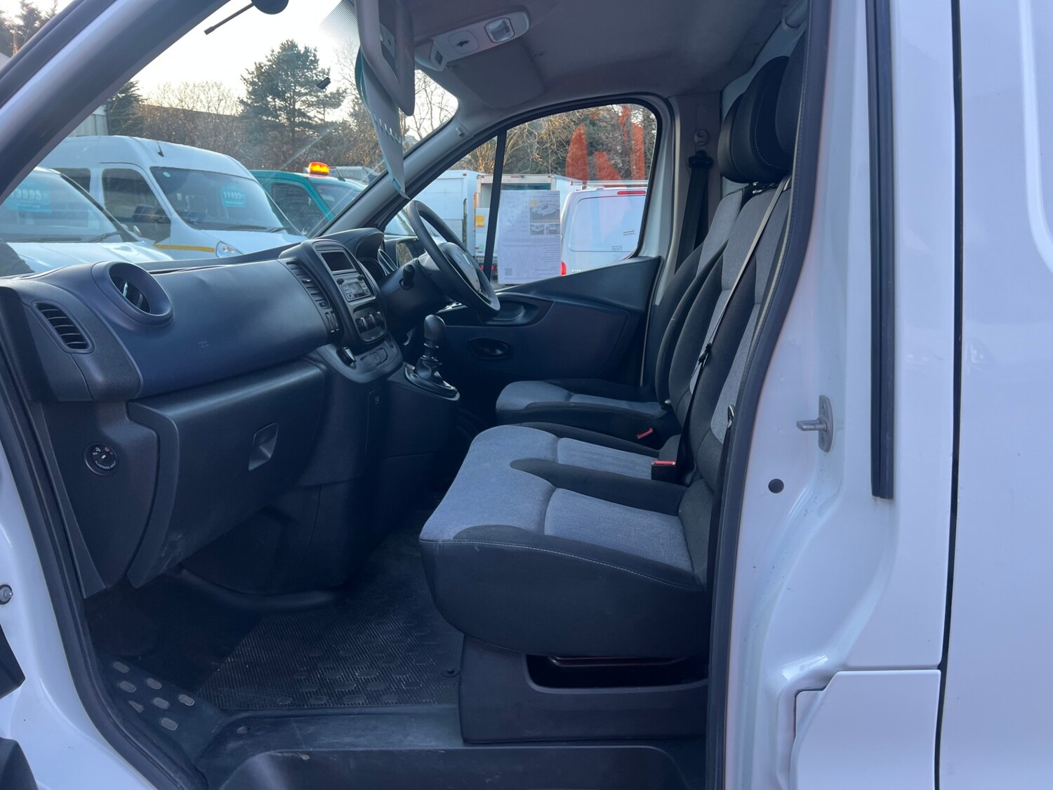 Used Vauxhall Vivaro 2017 for sale - 78081540: Photo 17