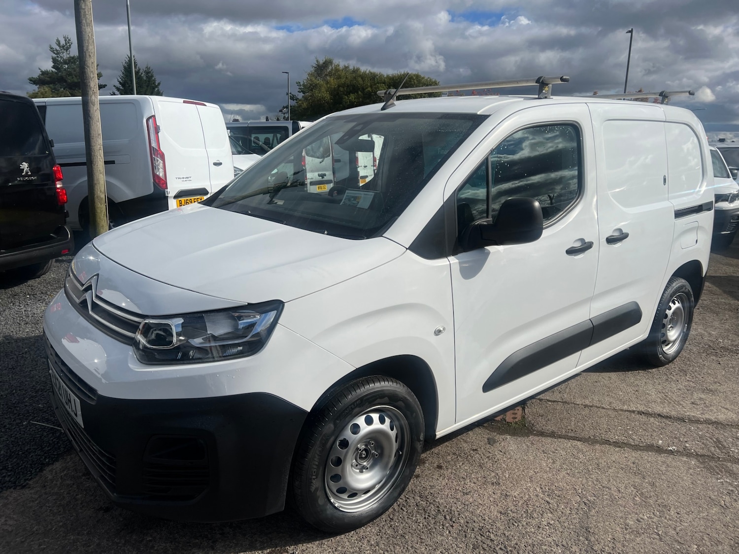 Used Citroen Berlingo 2021 for sale - 77152377: Photo 9