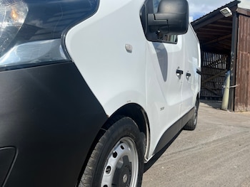 Used Vauxhall Vivaro 2016 for sale - 75664684: Photo