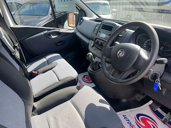 Used Vauxhall Vivaro 2016 for sale - 75664684: Photo