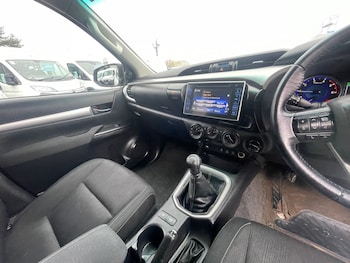 Used Toyota Hilux 2019 for sale - 78356808: Photo