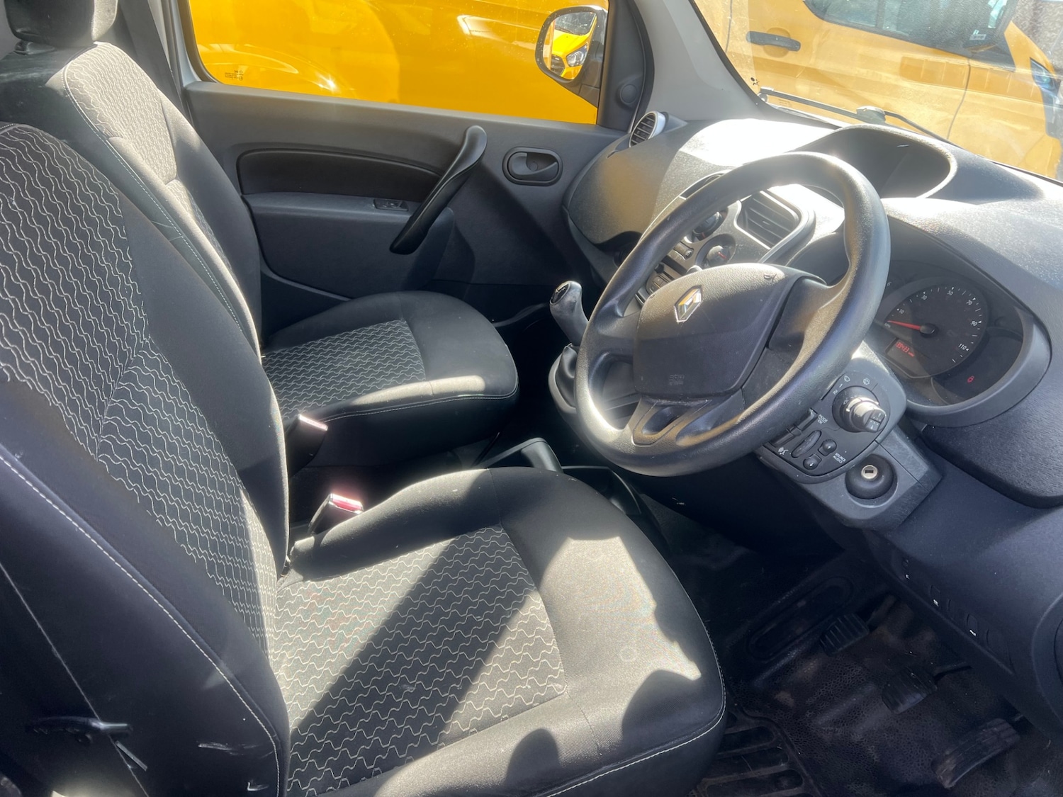 Used Renault Kangoo 2015 for sale - 76412092: Photo 3