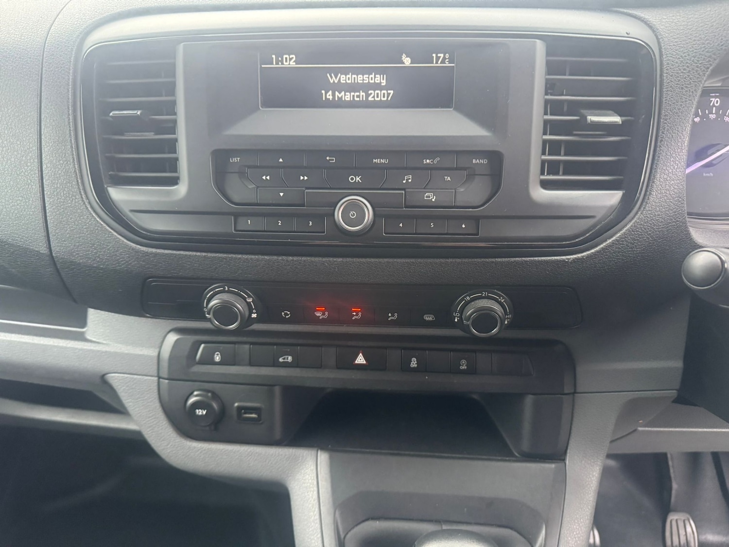 Used Vauxhall Vivaro 2020 for sale - 76461972: Photo 3