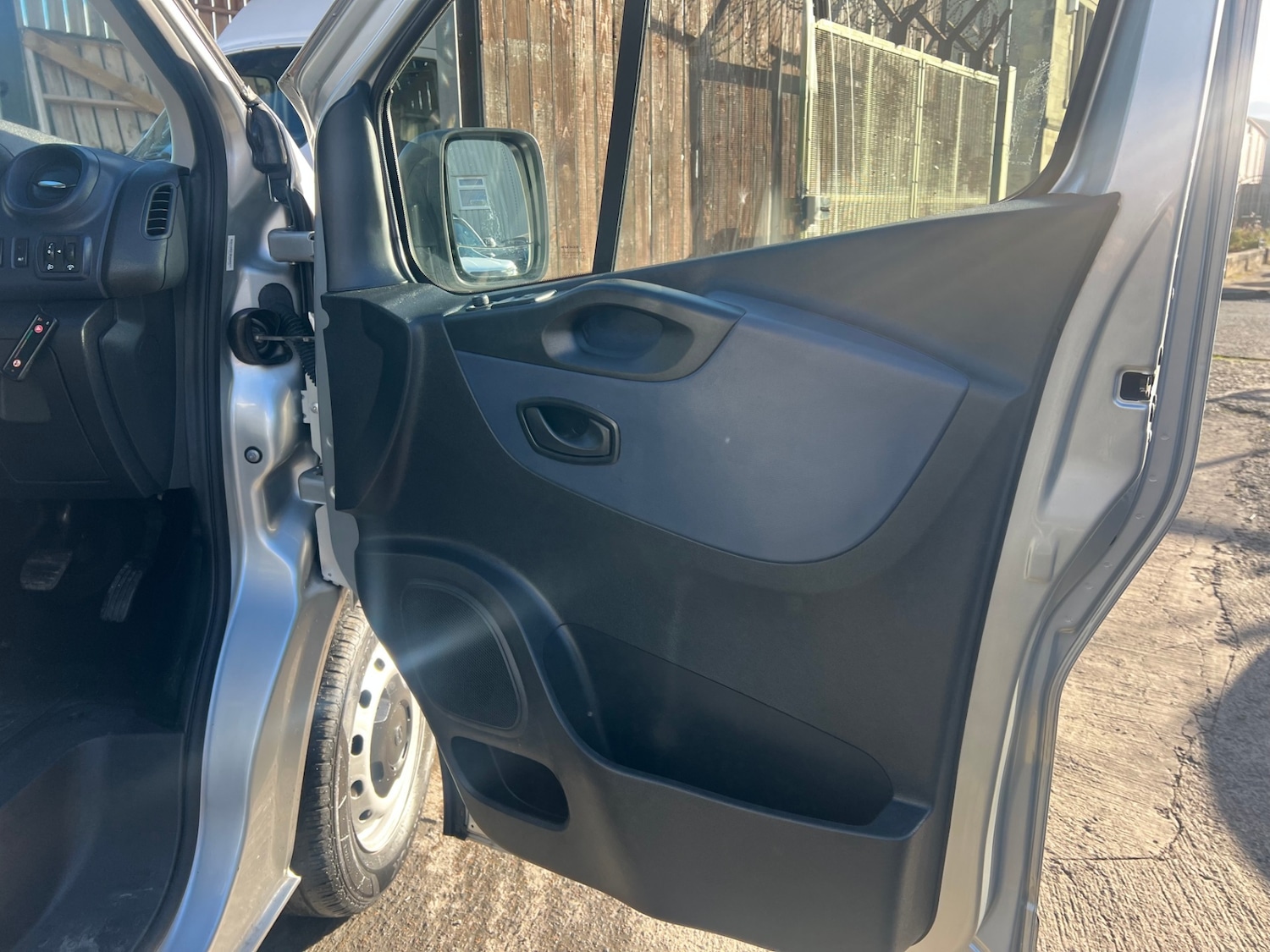 Used Vauxhall Vivaro 2018 for sale - 76776541: Photo 17