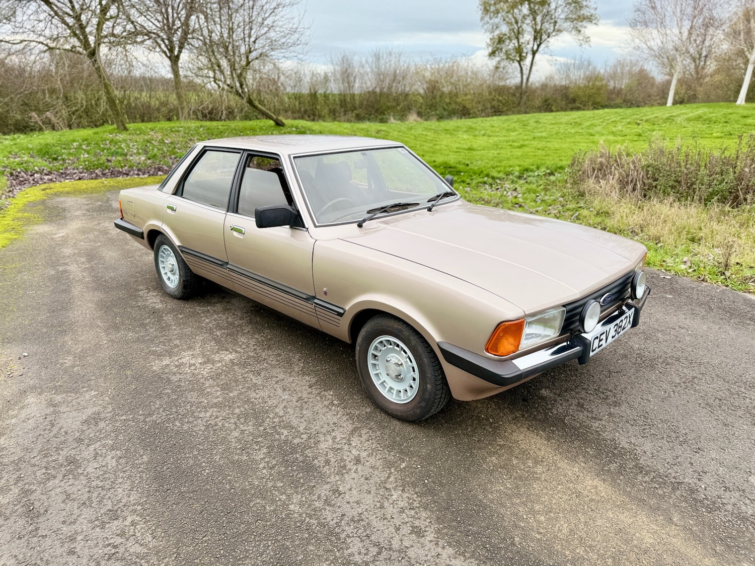 Used Ford Cortina 1982 for sale - 76713306: Photo 31