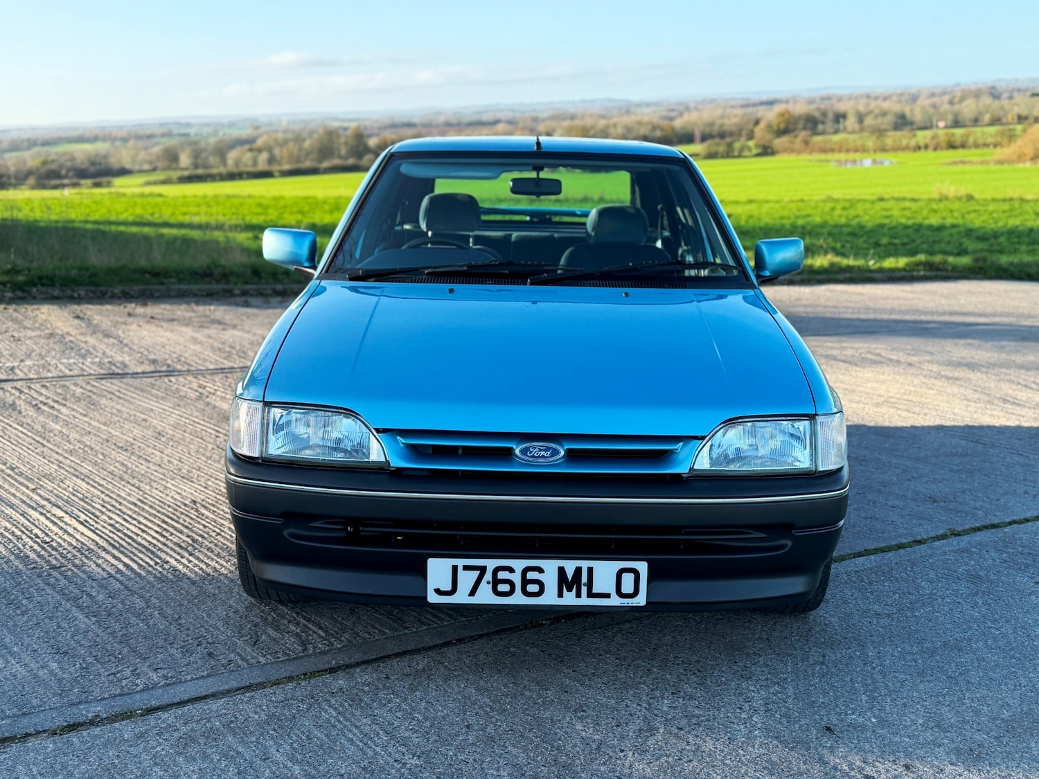 Used Ford Escort 1992 for sale - 76600159: Photo 3