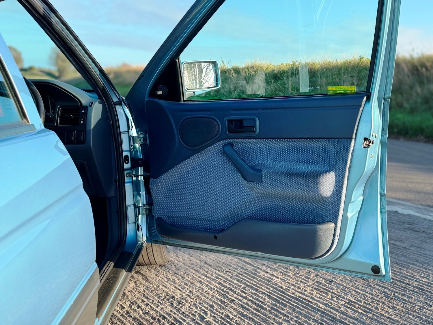 Used Ford Escort 1992 for sale - 76600159: Photo 33