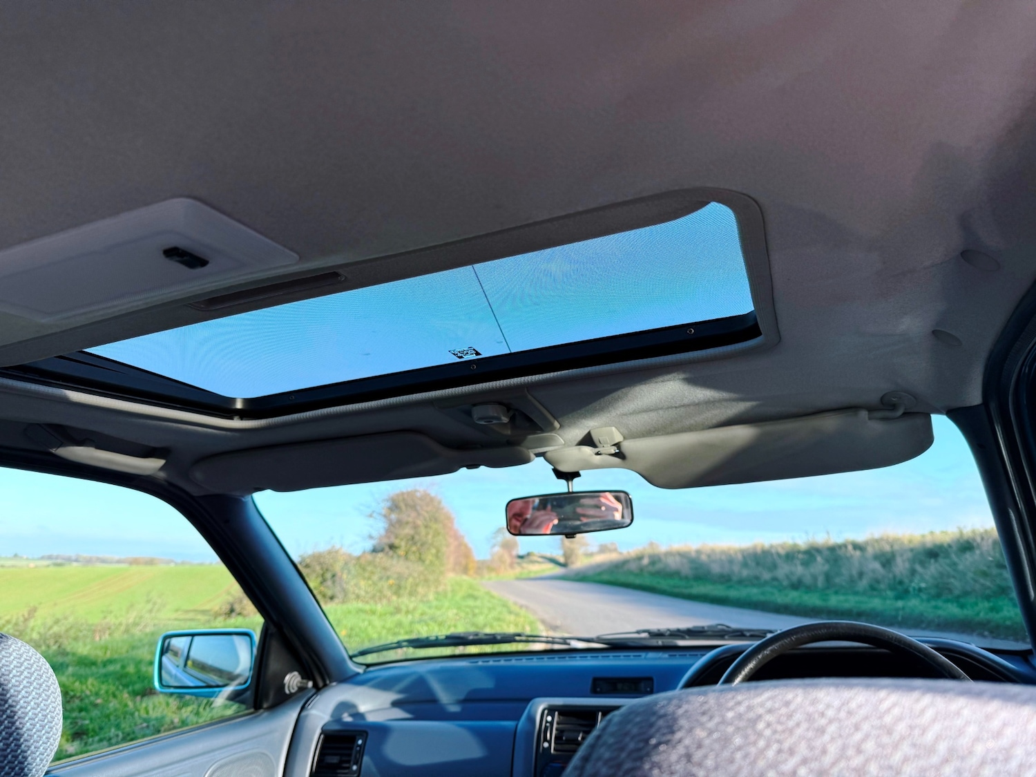 Used Ford Escort 1992 for sale - 76600159: Photo 37