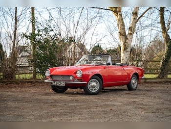 Used Fiat 124 Spider undefined for sale - 78340785: Photo