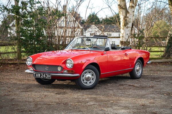 Used Fiat 124 Spider 2016 for sale - 71450465: Photo 6