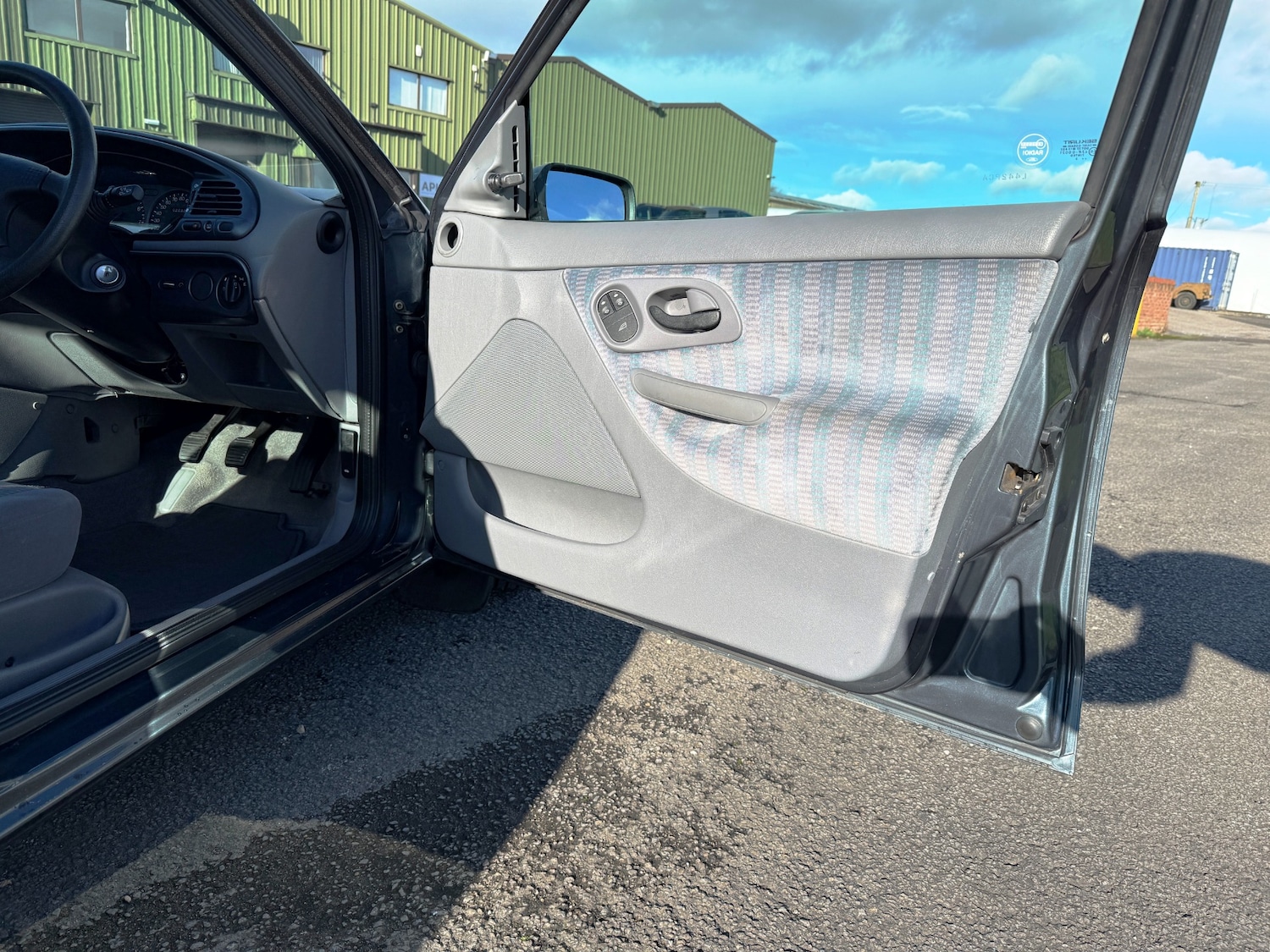 Used Ford Mondeo 1993 for sale - 77569809: Photo 13