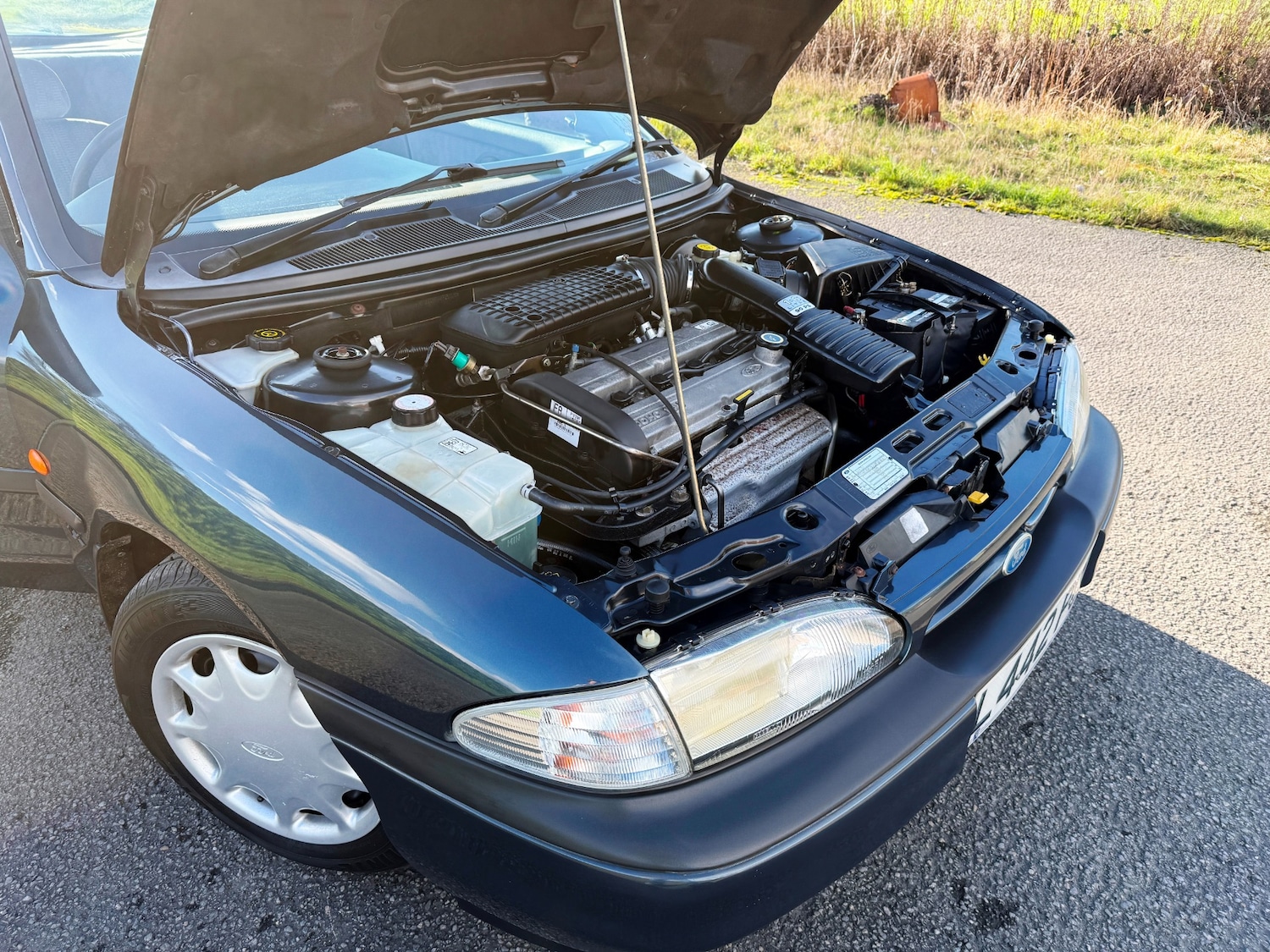 Used Ford Mondeo 1993 for sale - 77569809: Photo 39