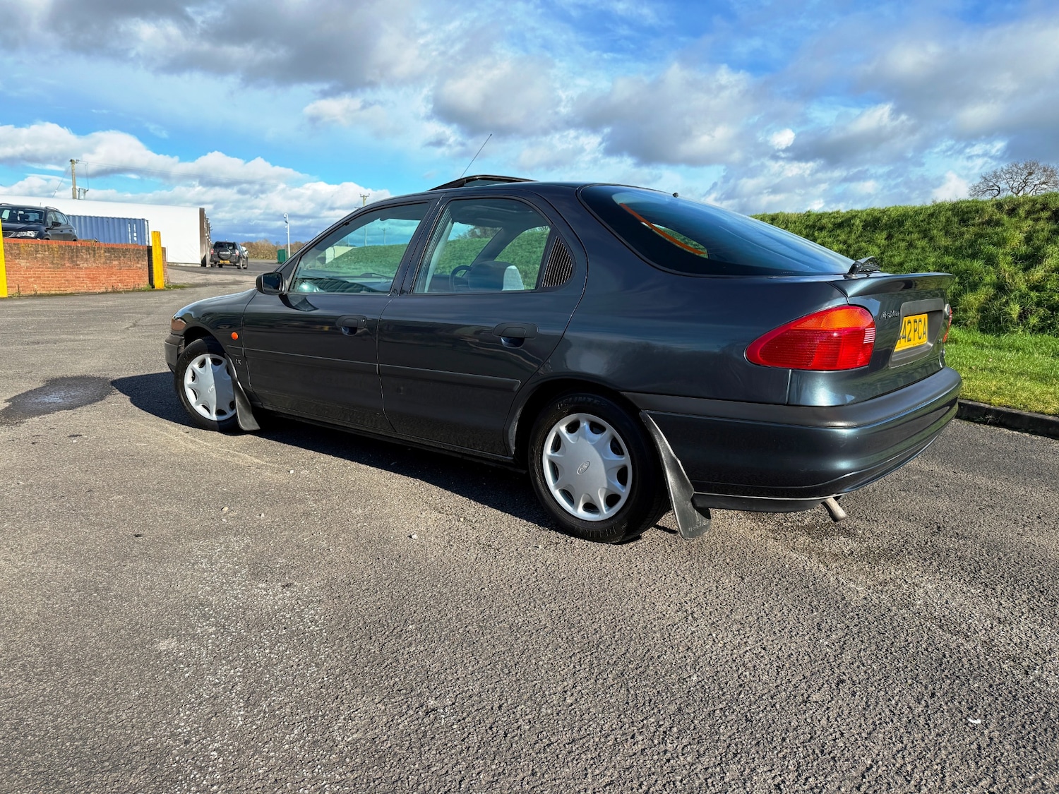Used Ford Mondeo 1993 for sale - 77569809: Photo 5